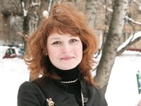 Feet - Sveta C- 2011-05-19 Barefoot redhead