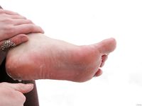 Feet - Sveta C- 2011-05-19 Barefoot redhead