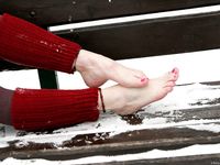 Feet - Sveta C- 2011-05-19 Barefoot redhead