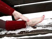 Feet - Sveta C- 2011-05-19 Barefoot redhead