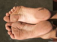 Feet - Sveta D - 2011-12-12 Sunny autumn day