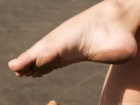 Feet - Sveta D - 2011-12-12 Sunny autumn day