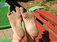 Feet - Sveta F - 2015-01-21 A sunny day