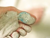 Feet - Svetlana A - 2007-08-23 Charming barefoot brunette