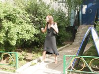 Feet - Svetlana A - 2007-08-23 Charming barefoot brunette