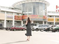 Feet - Svetlana A - 2007-08-23 Charming barefoot brunette