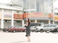 Feet - Svetlana A - 2007-08-23 Charming barefoot brunette