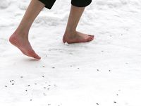Feet - Tamara -  2009-05-27 Barefoot winter endurnce test