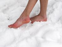 Feet - Tamara -  2009-05-27 Barefoot winter endurnce test