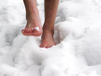 Feet - Tamara -  2009-05-27 Barefoot winter endurnce test