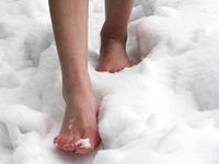 Feet - Tamara -  2009-05-27 Barefoot winter endurnce test