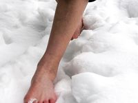 Feet - Tamara -  2009-05-27 Barefoot winter endurnce test