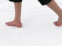 Feet - Tamara -  2009-05-27 Barefoot winter endurnce test
