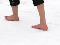 Feet - Tamara -  2009-05-27 Barefoot winter endurnce test