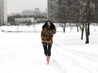 Feet - Tamara -  2009-05-27 Barefoot winter endurnce test