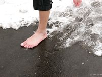 Feet - Tamara -  2009-05-27 Barefoot winter endurnce test