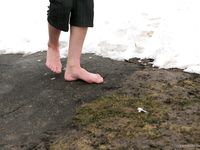 Feet - Tamara -  2009-05-27 Barefoot winter endurnce test
