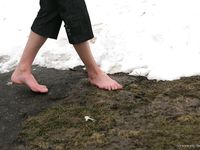 Feet - Tamara -  2009-05-27 Barefoot winter endurnce test