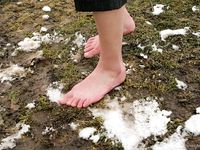 Feet - Tamara -  2009-05-27 Barefoot winter endurnce test