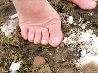 Feet - Tamara -  2009-05-27 Barefoot winter endurnce test