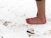 Feet - Tamara -  2009-05-27 Barefoot winter endurnce test