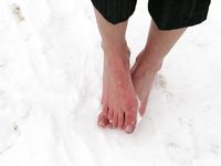 Feet - Tamara -  2009-05-27 Barefoot winter endurnce test