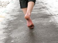 Feet - Tamara -  2009-05-27 Barefoot winter endurnce test