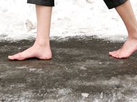 Feet - Tamara -  2009-05-27 Barefoot winter endurnce test