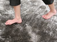 Feet - Tamara -  2009-05-27 Barefoot winter endurnce test