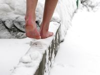Feet - Tamara -  2009-05-27 Barefoot winter endurnce test