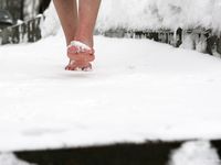 Feet - Tamara -  2009-05-27 Barefoot winter endurnce test
