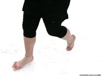 Feet - Tanya - 2011-07-21 Barefoot dancer