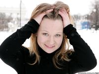 Feet - Tanya - 2011-07-21 Barefoot dancer