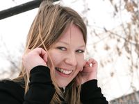 Feet - Tanya - 2011-07-21 Barefoot dancer