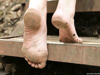 Feet - Tatyana - 2008-06-27 Dirty soles