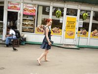 Feet - Toria - 2013-08-24 Redhead beauty in blue dress