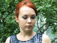 Feet - Toria - 2013-08-24 Redhead beauty in blue dress