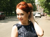 Feet - Toria - 2013-08-24 Redhead beauty in blue dress