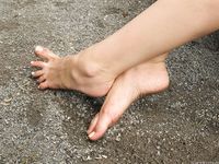 Feet - Toria - 2013-08-24 Redhead beauty in blue dress