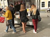 Feet - Uliana - 2016-11-29 Tired of shoes