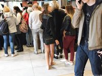 Feet - Uliana - 2016-11-29 Tired of shoes