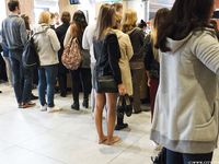 Feet - Uliana - 2016-11-29 Tired of shoes