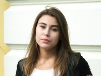 Feet - Uliana - 2016-11-29 Tired of shoes