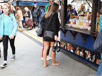 Feet - Uliana - 2016-11-29 Tired of shoes