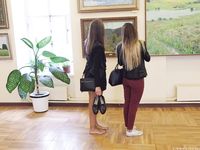 Feet - Uliana - 2016-11-29 Tired of shoes