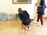 Feet - Uliana - 2016-11-29 Tired of shoes