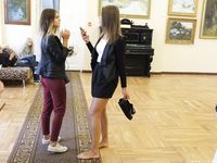 Feet - Uliana - 2016-11-29 Tired of shoes