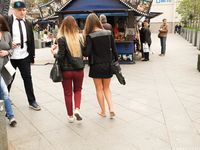 Feet - Uliana - 2016-11-29 Tired of shoes