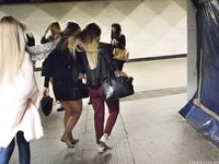 Feet - Uliana - 2016-11-29 Tired of shoes