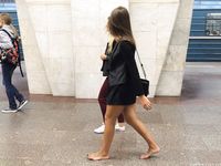 Feet - Uliana - 2016-11-29 Tired of shoes